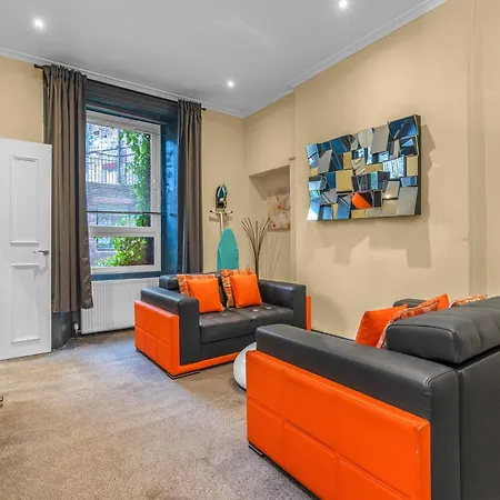 شقة Cosy Modern Centre Flat