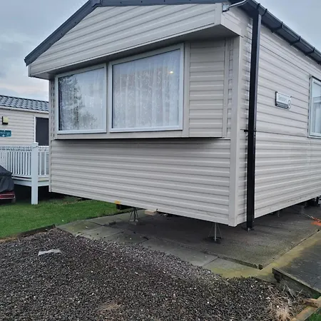 Cozy Caravan Near * Edimburgo