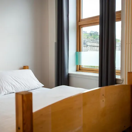 Edinburgh Central Accommodation *
