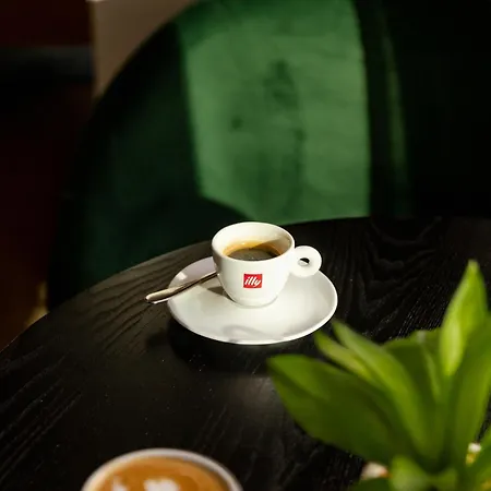 茱莉斯爱丁堡旅馆 酒店 4*
