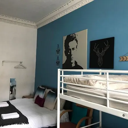 Gilmore Townhouse 3*