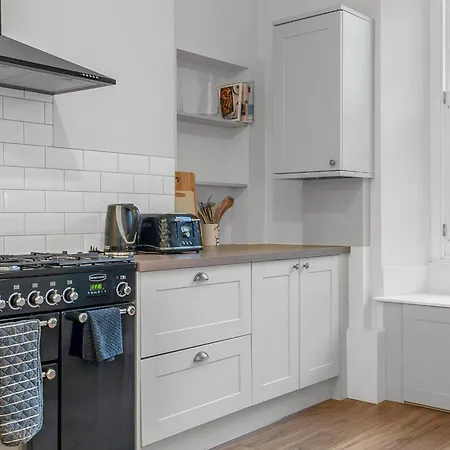 Guestready - Serenity Flat Near St. Centre * Edinburgh