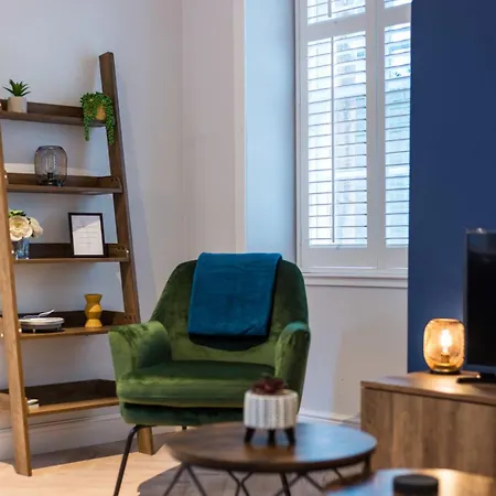 Quiet, 2 Bedroom Royal Mile Gem Apartamento *