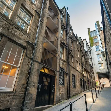 Apartamento Quiet, 2 Bedroom Royal Mile Gem Edimburgo