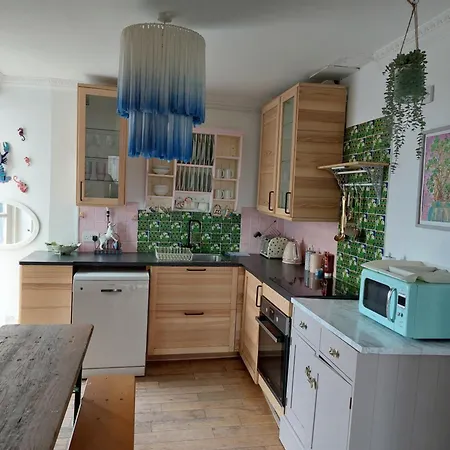 Portobello Charming Seaside 3-br Apartment *