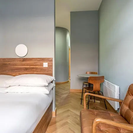 Km Apartment *