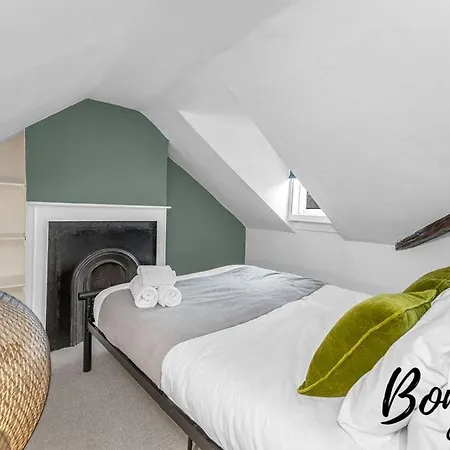 Lägenhet Voltaire - New Town 3br-2ba, Castle Street By Bonjour Residences Edinburg