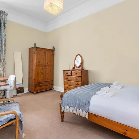 Appartement Marchmont Traditional Edinburgh