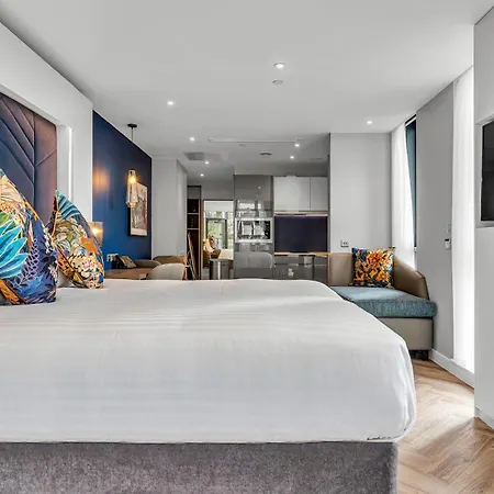 Roomzzz 4* Edimburgo