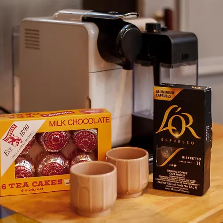 Stylish Victorian Apartment's Close To The Botanical Gardens, Free Parking! Lejlighed