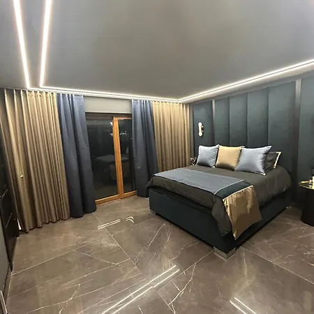 Large Modern Family In Murrayfield - Very Close To Centre - 10 Mins By Direct Bus - Private Driveway & Garden Сasa de vacaciones