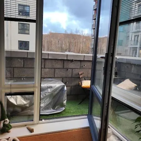 Flat With Balcony. Parking Included. Edinburg