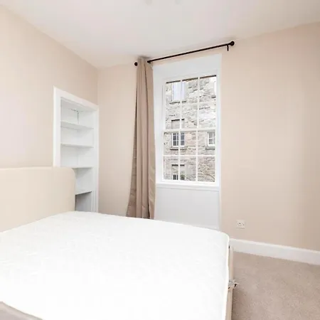 Apartment Royal Mile Edinburgh