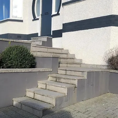 Kaimes Kip: Stylish Five Bedroom Feriehus *