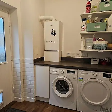 Vakantiehuis Our House @ Little France *