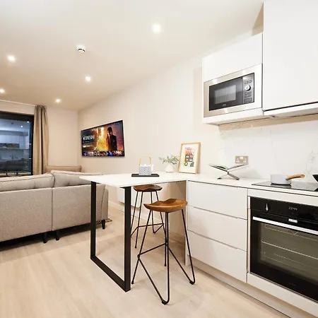 Joivy At Iona Street - Adults Only