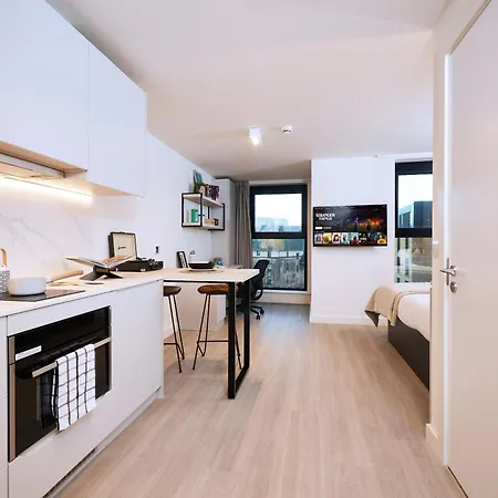 Joivy At Iona Street - Adults Only