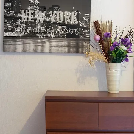 Апартаменты The Eden Apartment, Center