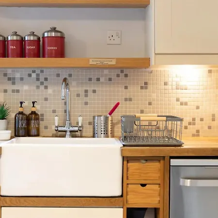 شقة Beautiful 1 Bedroom Flat In Vibrant Stockbridge *