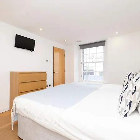 Joivy Chic 2-br Flats Near Castle * Édimbourg