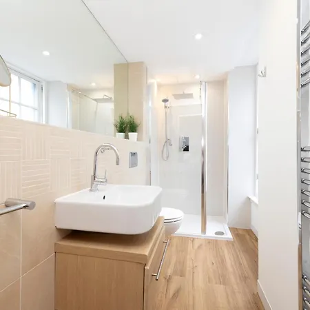 Appartement Joivy Chic 2-br Flats Near Castle Edinburgh