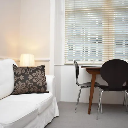 West Port - 2br In The Heart Of The Old Town Just Off The Grassmarket