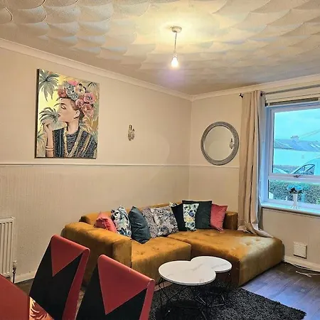 Craigietinny Road Apartment- 3 Beds Edinburgh