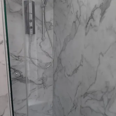 ベッド・アンド・ブレックファスト アナザー ルーム エディンバラ