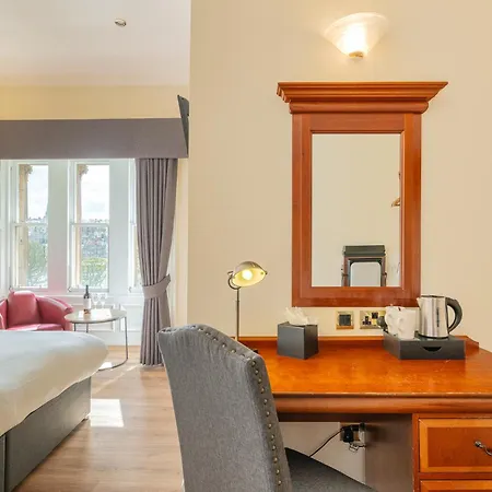 فندق أولد ويفرلي