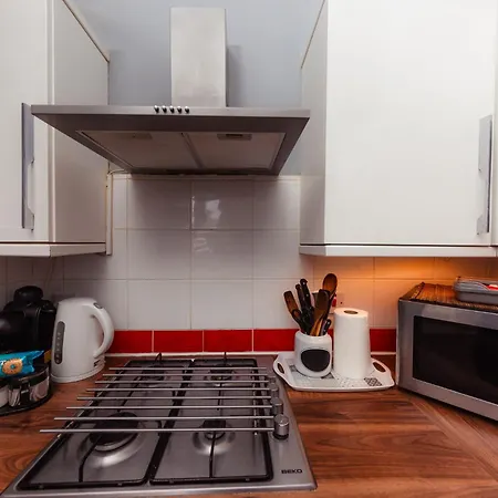 Warm 1 Bed By Holyrood Palace And Park! *