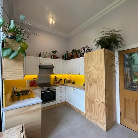 Quirky Apartment In Leith * Edinburgh