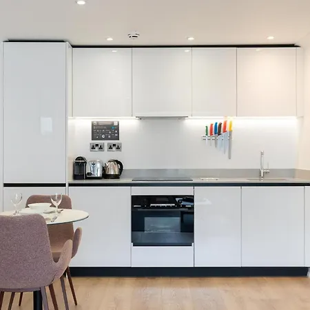 شقة Premier Fountain Court