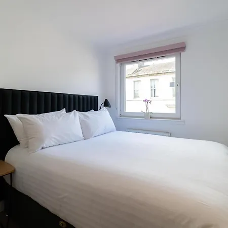 Premier Fountain Court