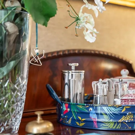 Number 10 Apartment Edinburgh