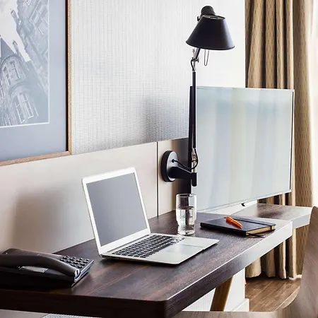 Apartahotel Adagio Royal Mile 4*