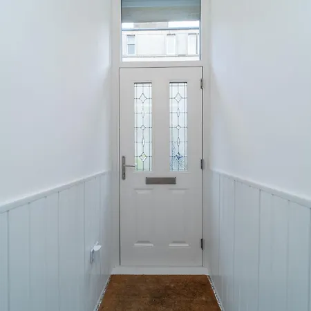 아파트 Beautiful Spacious Victorian Town House 에든버러