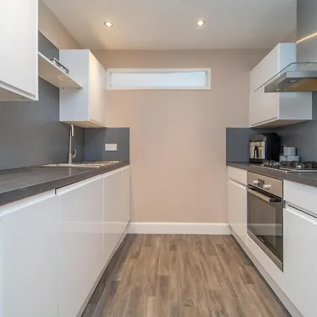 Beautiful Spacious Victorian Town House * Edimburgo