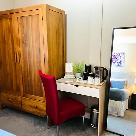 Leith Walk Budget ホームステイ *