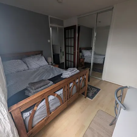 Gorgeous Full In *
