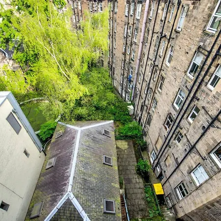 Guestready - Modern 2br On The Royal Mile!