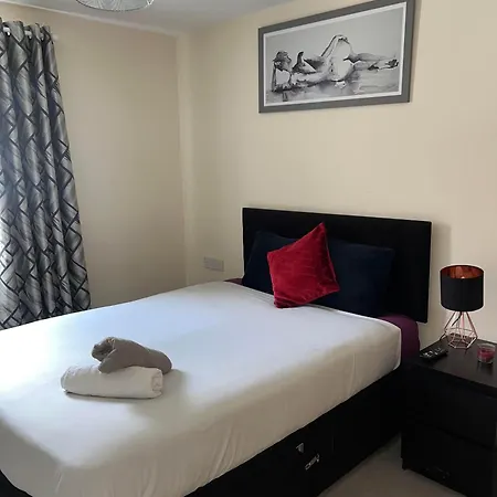 Pretty In The Heart Of *