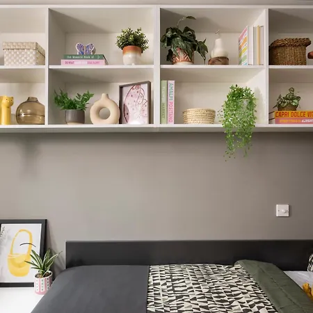 Unite Students - Salisbury Court * Edinburgh