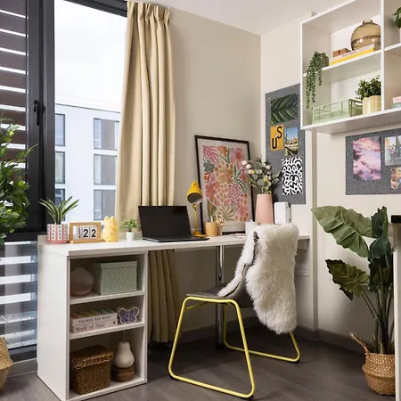 Unite Students - Salisbury Court Apartment