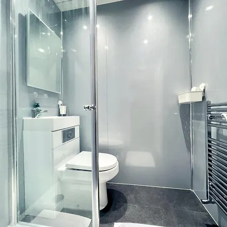 Pensión Roost Hill - Free Parking Zone