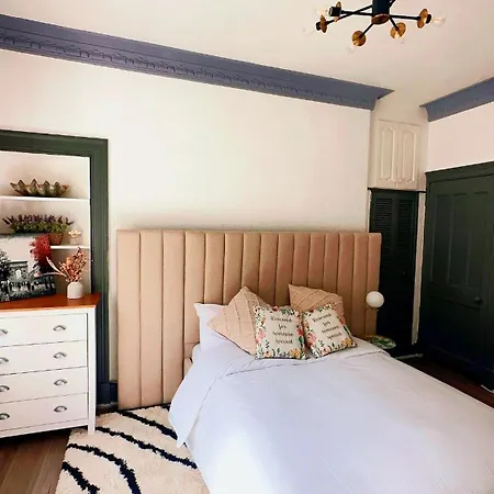 River Haven 2* Edynburg