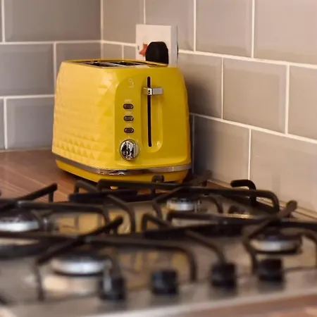 Cosy And Chic, Quiet In Leith Appartement *