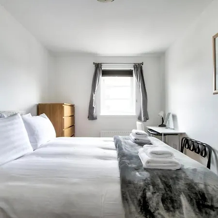 Guestready - Stylish W/ Parking Near *