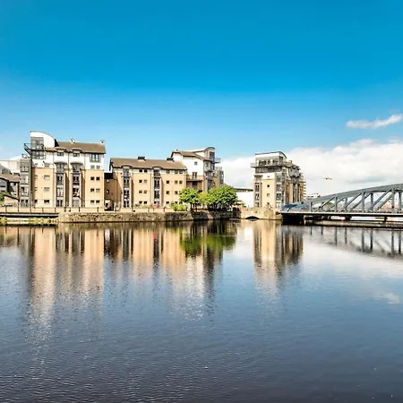 Guestready - Stylish W/ Parking Near Apartmán *