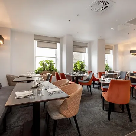 The Gait At Hill Square *