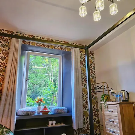 River Haven Pensjonat 2*